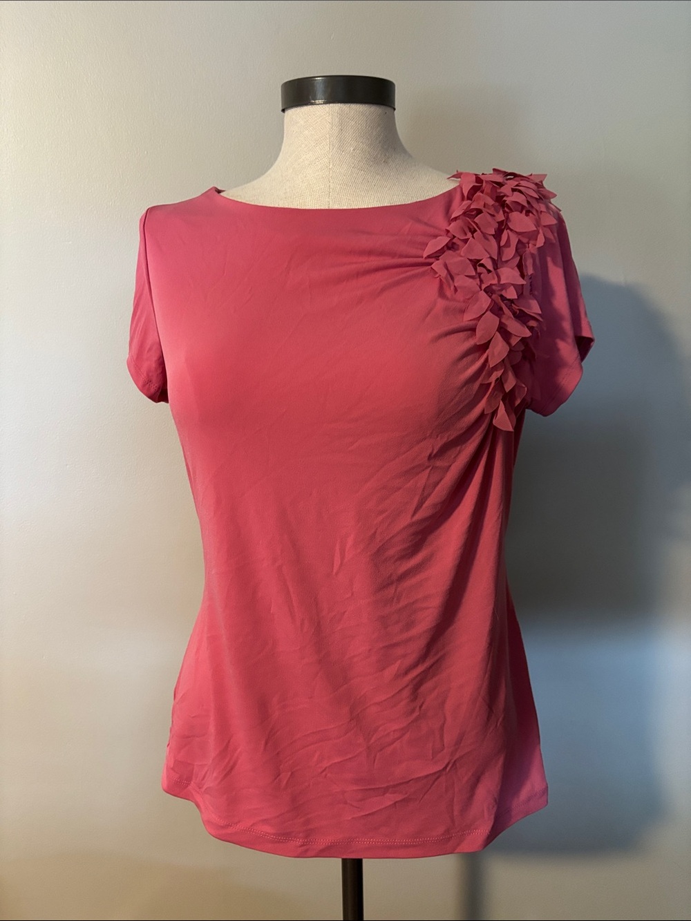 Women's Rose Pink Short-Sleeve Ruffle Shoulder Top